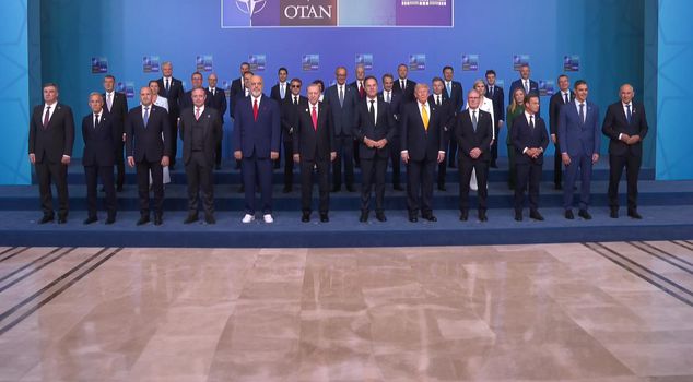 Family photo of leaders at the NATO Summit