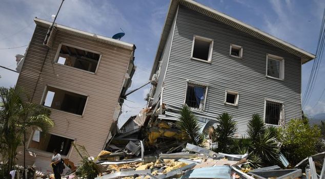 The number of people who lost their lives in the earthquakes in Venezuela has risen to 3,685.