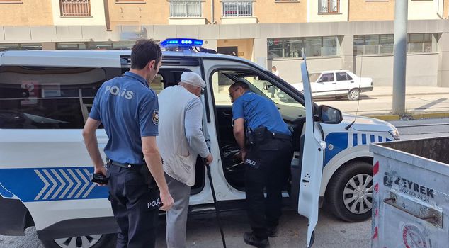 The elderly man was saved at the last moment from being defrauded of 1 million Turkish Lira.