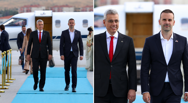 Montenegrin Prime Minister Spajic, who attended the NATO Summit, liked the surprising post about him from a Turkish user.