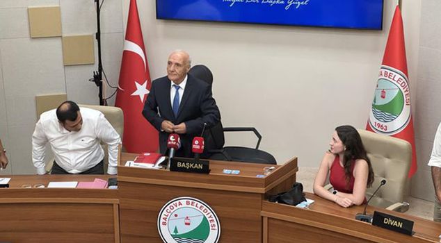 CHP member Selahattin Yıldız was elected as the Acting Mayor of Balçova.