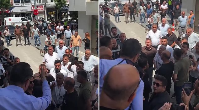 تم وصول الإدارة الجديدة لمقر حزب الشعب الجمهوري في نيغده بمرافقة الشرطة، ولم يُسمح لهم بدخول المبنى