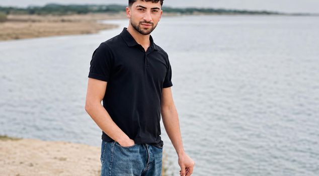أراد فصل الشجار ففقد حياته