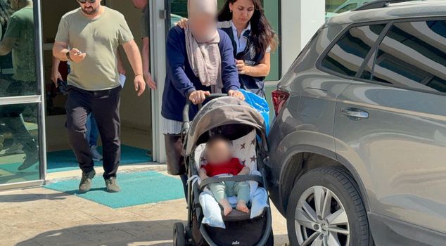 Husband and wife arrested with 1 kilogram of methamphetamine in baby stroller