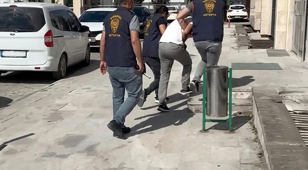 He was released from harassment on a bus in Kütahya, but this time he was arrested for sexual abuse of two children.