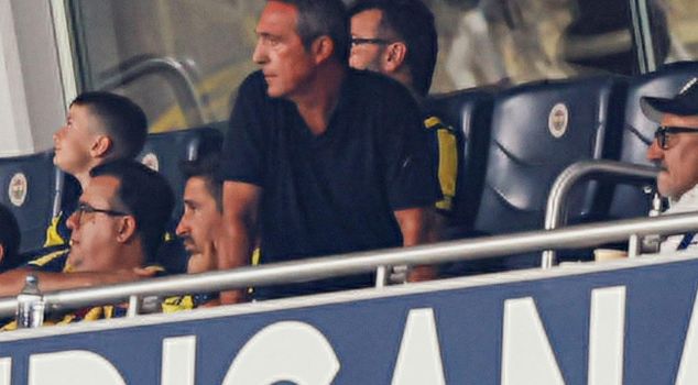 Ali Koç did not leave Fenerbahçe alone! Pay attention to the person next to him