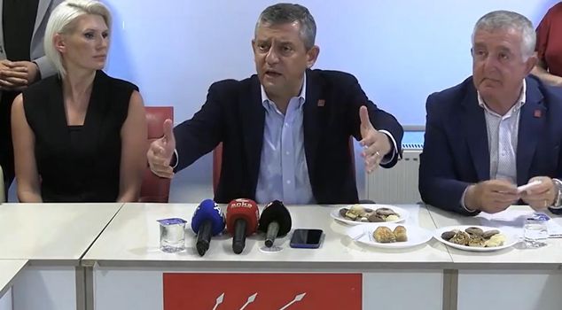 Özel's response draws attention to the question 