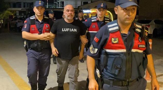 Famous director Ezel Akay was detained in a drug operation.
