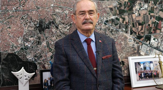 Yilmaz Buyukersen resigned from CHP.