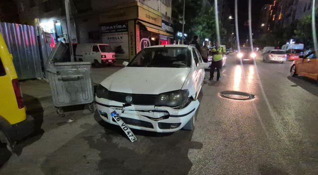 The minibus driver invited an accident: Look at what he did while driving.