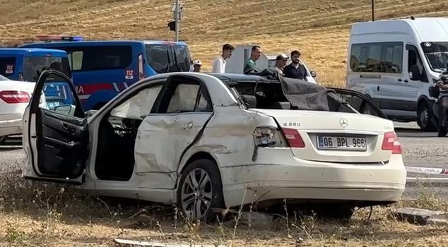 In Çankırı, a truck and a car collided: 3 dead, 2 injured