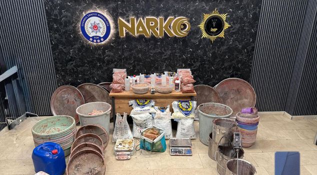 115 kilos of raw drug materials were seized in Istanbul: Tons of production were planned.