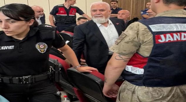 In the trial of Bozbey, the Metropolitan Municipality Mayor who was dismissed from his duties, 16 people were released.