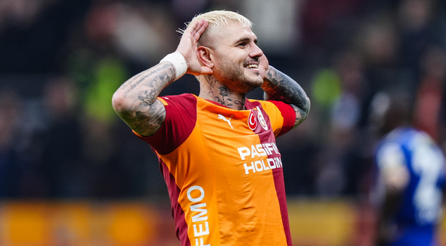 Icardi shared first, then lashed out at critics: Only fools
