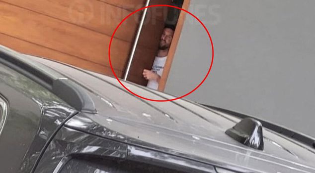 Messi got caught really badly.