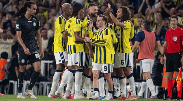 جماهير فنربخشة استهدفت اللاعب النجم: إذا كان سيلعب بهذا المستوى فلا يلبس القميص