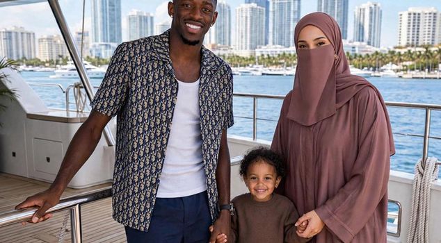 ديمبيلي يروي تفضيل زوجته للنقاب: وجهي الجميل...