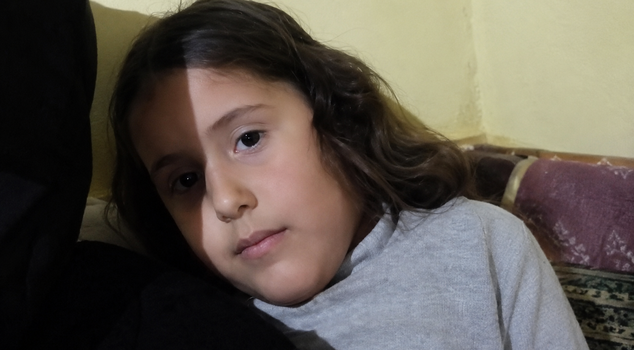 Когда хотел взять свои тапочки, упал в реку: 8-летний ребёнок погиб