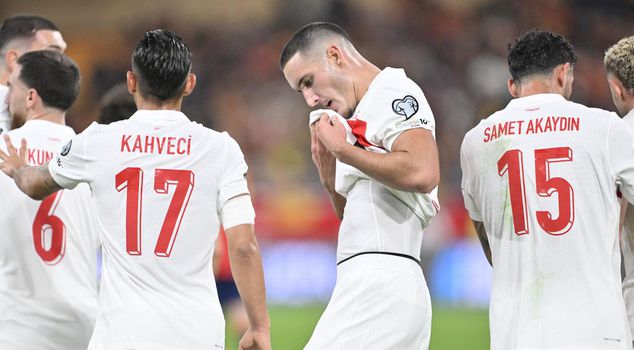 تعرض منزل لاعب كرة القدم الوطني دينيز غول للسرقة! الخسائر كبيرة جداً