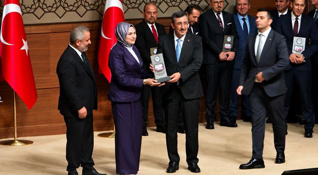 Grand award to Haberler.com at the Presidential Complex