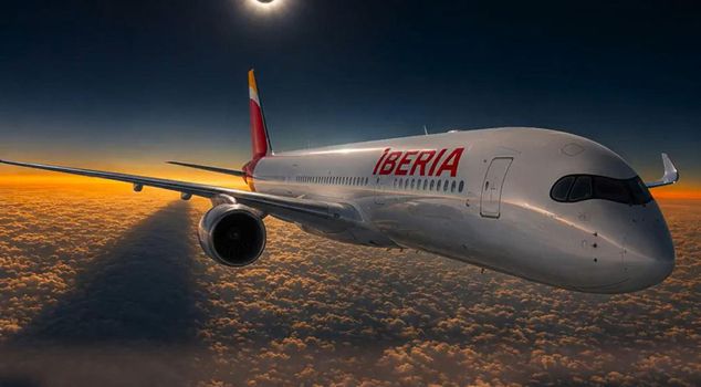 Special flight for the solar eclipse: broadcast live from 10,000 meters