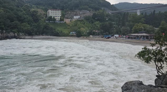 The governorship announced: Swimming in the sea is prohibited in that province.