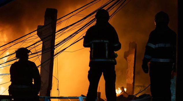 Russia and Ukraine continue mutual attacks: 2 killed in Odesa, oil refinery hit in Russia