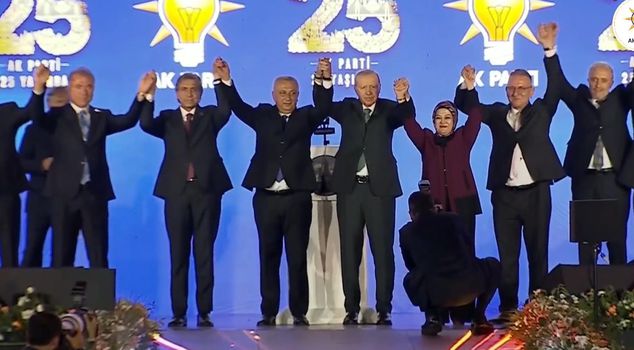 7 мэров из 3 разных партий перешли в ПСР! Вот эти имена