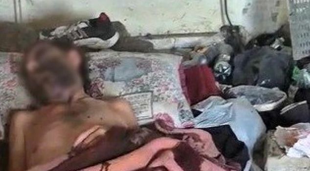 A man beaten in Izmir was left to die in an abandoned house.
