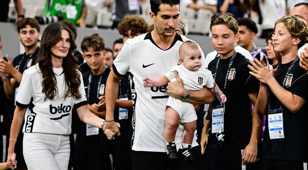 Emotional farewell to Necip Uysal in Beşiktaş: Forgive us.