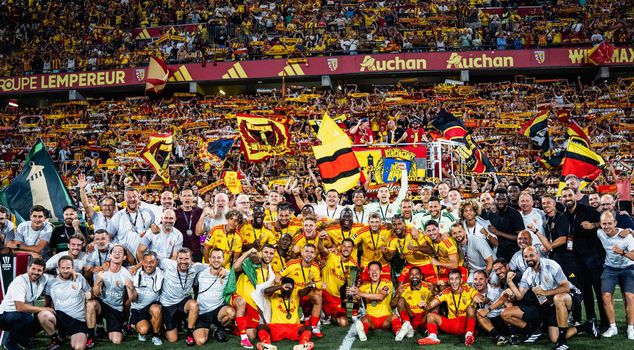 Bombshell of the night! They toppled PSG and took the cup.