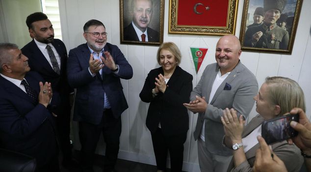 New era in Menderes: Acting President Asuman Şen takes over the duty