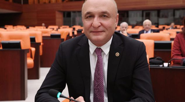 Knife attack on New Party Gaziantep Deputy Melih Meriç! Taken to hospital