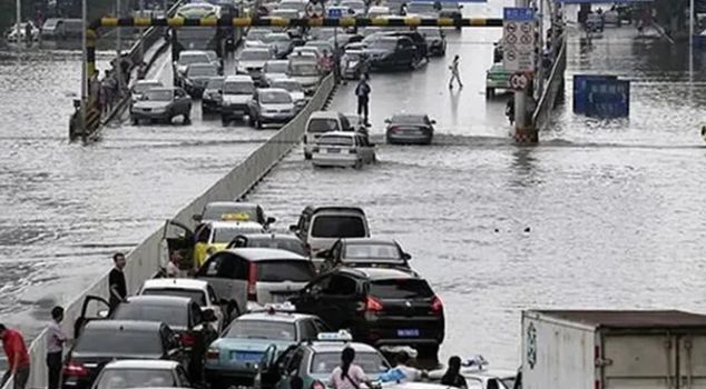 Flood and landslide in China: 10 dead, 21,000 evacuated