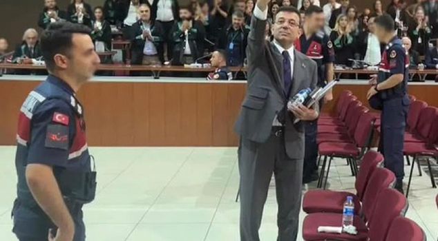 Harsh argument between İmamoğlu and defendants accused of 'requesting bribery' in the İBB case: You lowlife man...