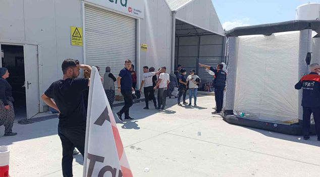 Poisoning in a tomato greenhouse in Afyonkarahisar: 33 workers hospitalized