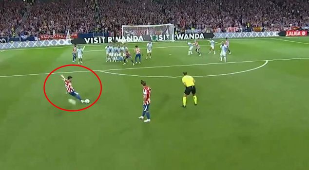 This guy is truly out of this world! Look at what he did in the season's first match.