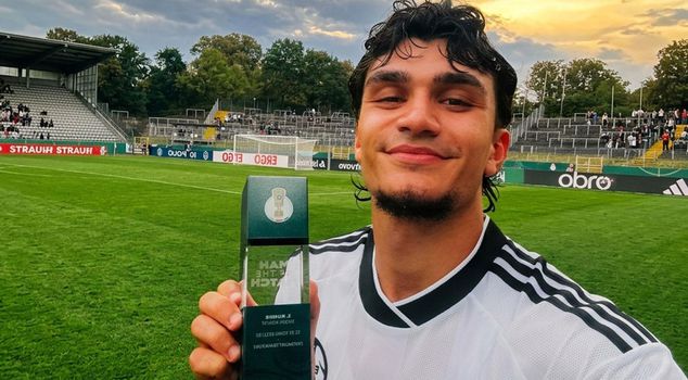 A recital from Can Uzun! Overwhelming dominance over his rival from Frankfurt