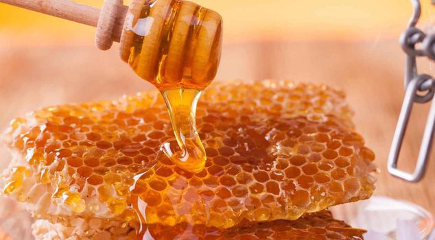 It's selling like hotcakes on e-commerce sites! The famous brand's honey turned out to be fake.