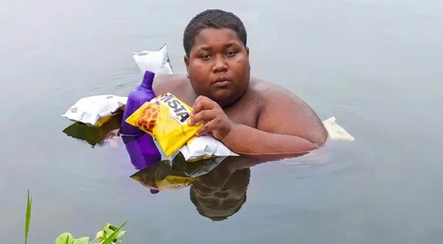 He hasn't been able to get out of the water for 5 years! Doctors couldn't solve the mysterious illness of the 16-year-old boy.