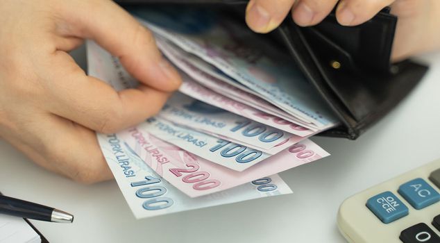 Bombshell claim about minimum wage: The government is preparing to announce