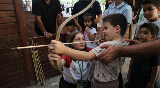 On the first day of the Malazgirt Victory events, more than 3,000 people experienced archery.