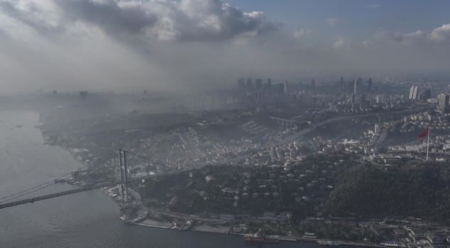 Friday surprise in Istanbul! Temperatures will drop sharply, and downpours will begin.