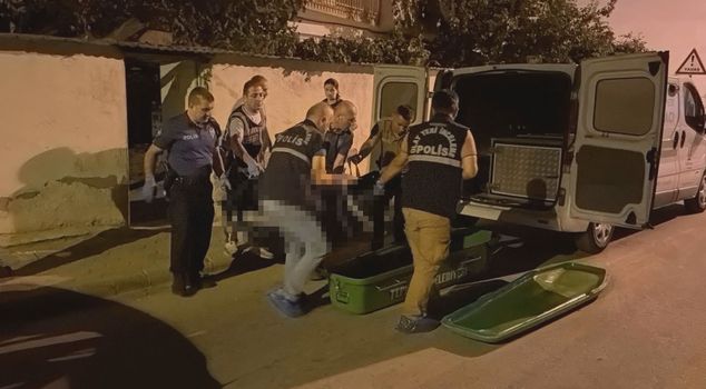 انتهى شجار أصدقاء في إسكي شهير بشكل دموي: سكين الجريمة عُثر عليها من حاوية النفايات