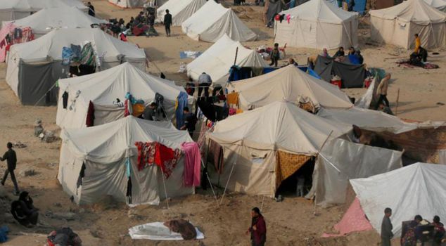 The Israeli army attacked tents where Palestinians were staying in Gaza: 1 person lost their life