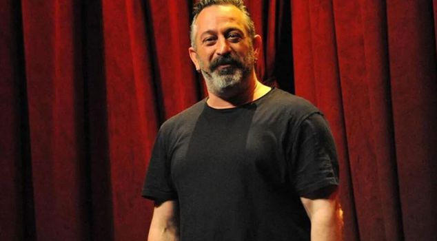 The beard is gone, the hair has changed! Those who saw Cem Yılmaz had trouble recognizing him.