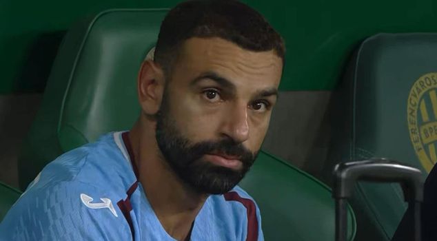 The Salah photo that marked the night! Everyone asked the same question