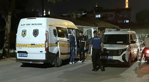 One person died in a knife fight in Edirne.