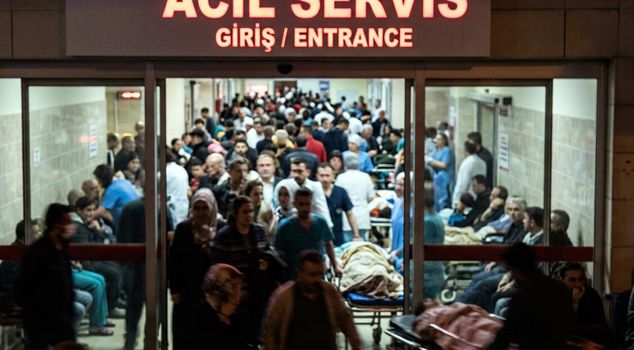 More than 700 people have applied to hospitals in Giresun due to suspected gastroenteritis outbreak.