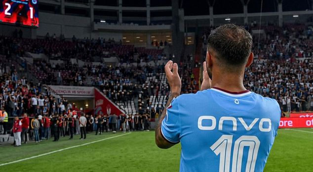 Striking move from Salah after the match! Praise is pouring in.